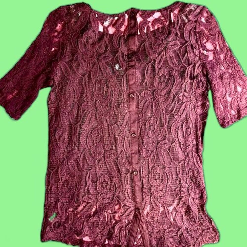 NY COLLECTION Silk blouse with lace overlay SIZE SMALL